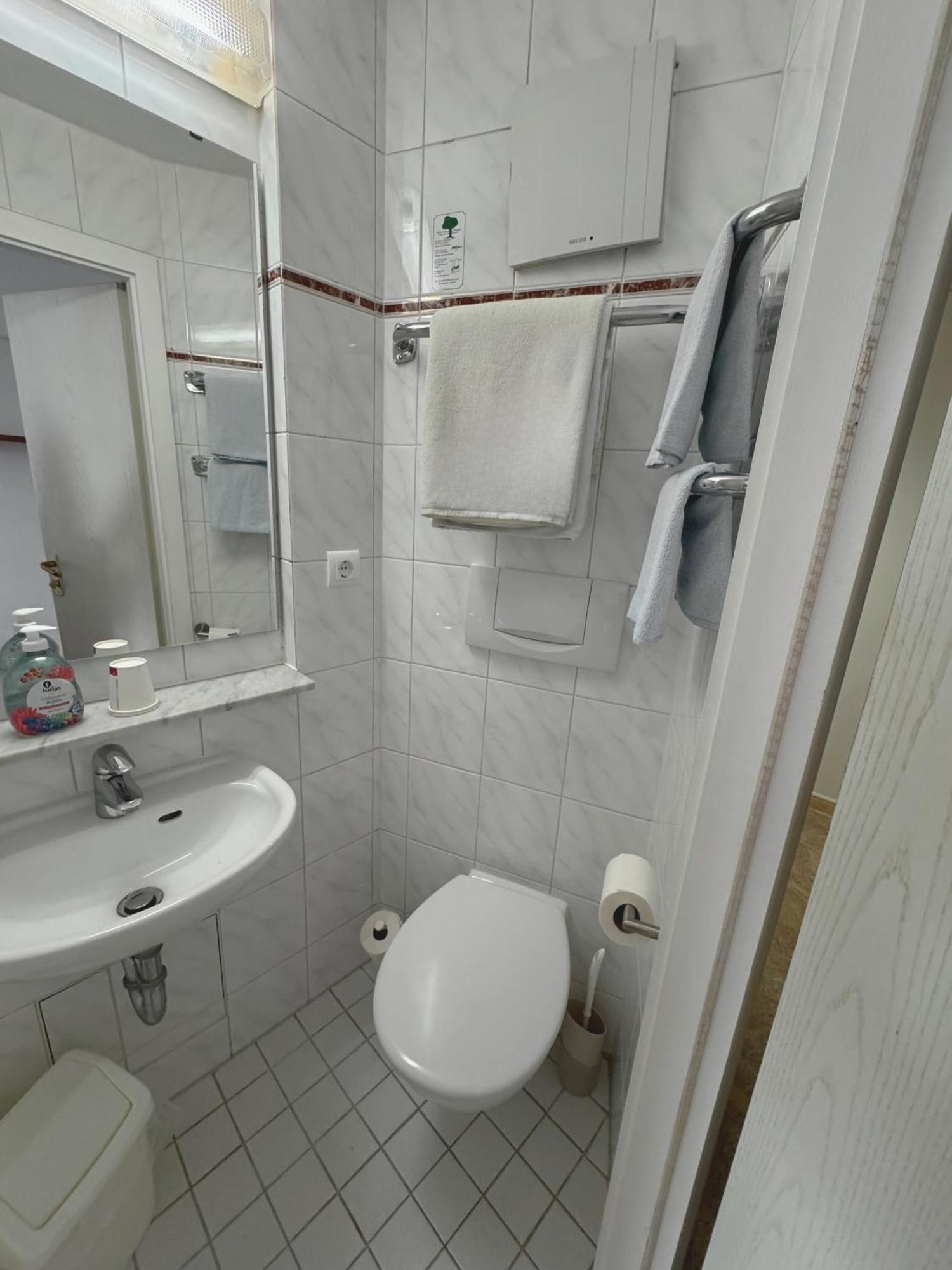 Hostel Heinzelmaennchen Кьолн Екстериор снимка