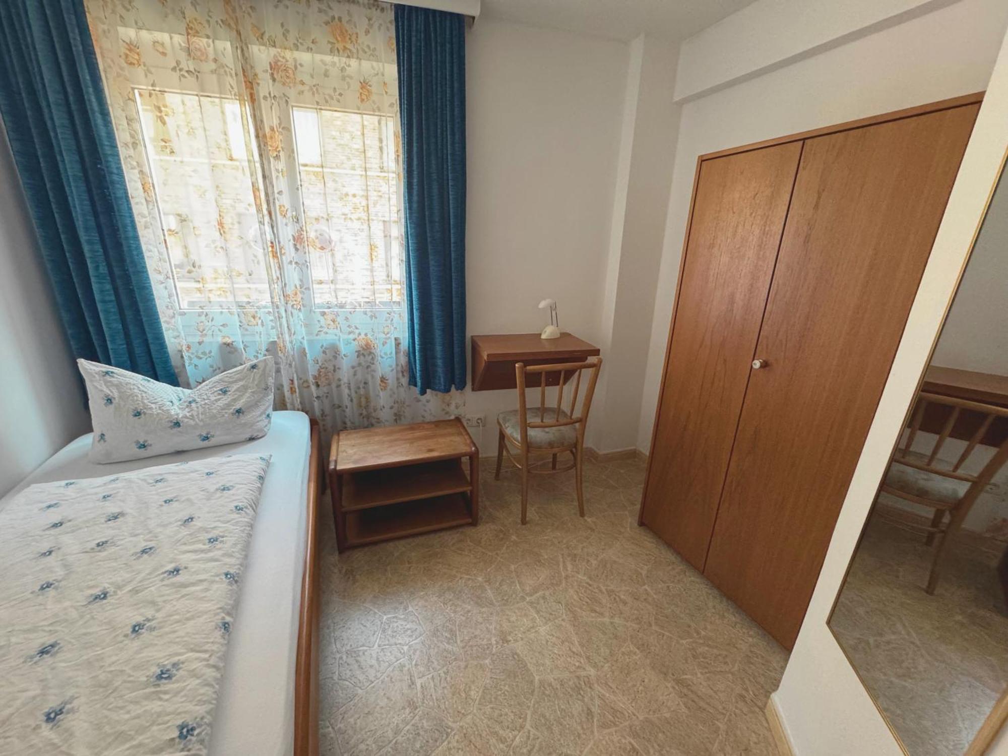 Hostel Heinzelmaennchen Кьолн Екстериор снимка