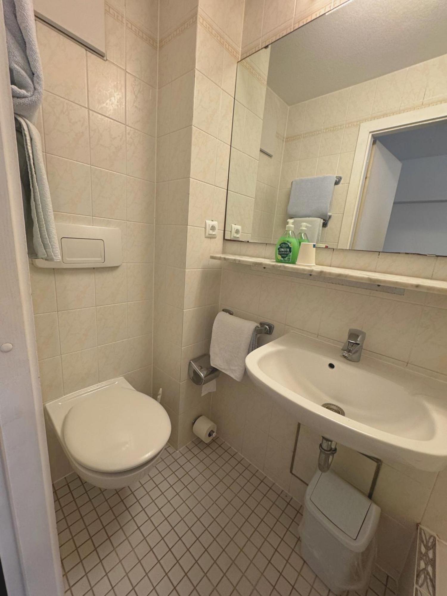 Hostel Heinzelmaennchen Кьолн Екстериор снимка